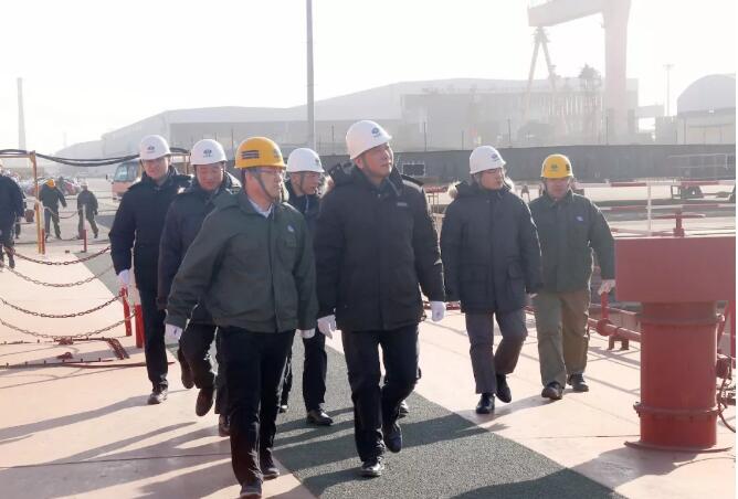 孫偉到中國船舶新港船舶調研指導工作